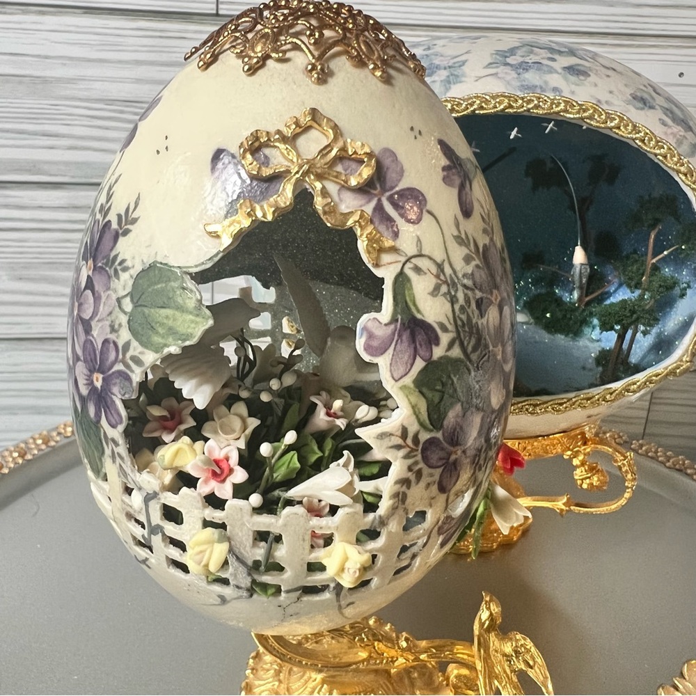 Vintage 3 Easter Egg Carving 3D Victorian Ceramic Faux Gold Stand Floral display - Picture 14 of 17